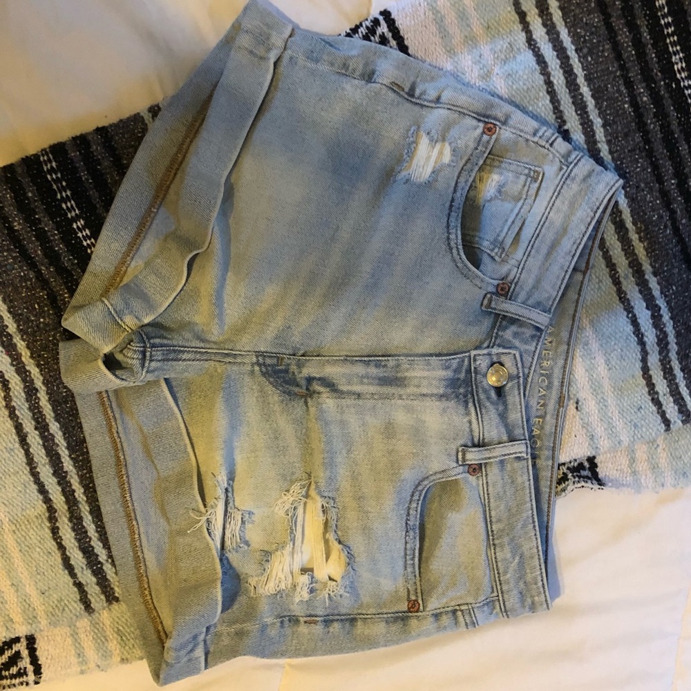 American eagle mom shorts